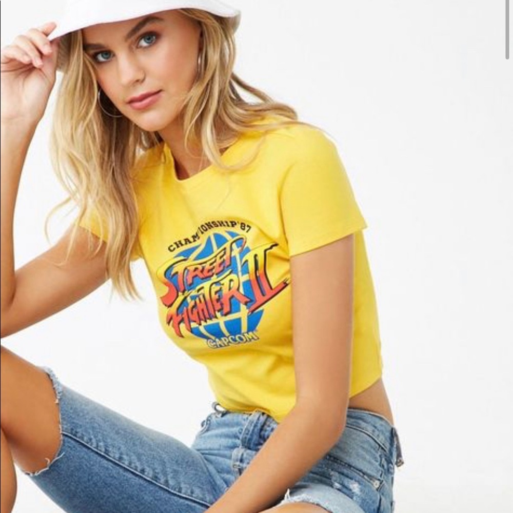 Forever 21 street fighter graphic T-shirt yellow